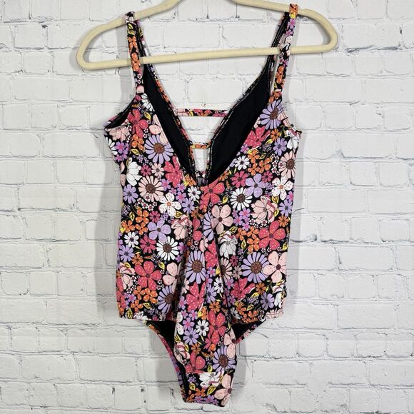 Time and Tru One Piece Bikini Swimsuit Women Medium 8/10 Floral Prairie Cottage - Picture 3 of 8